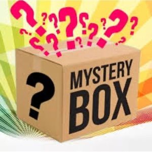 mystery box, includes 10  lproducts, clothing, jewelry, bags and more. for onlly